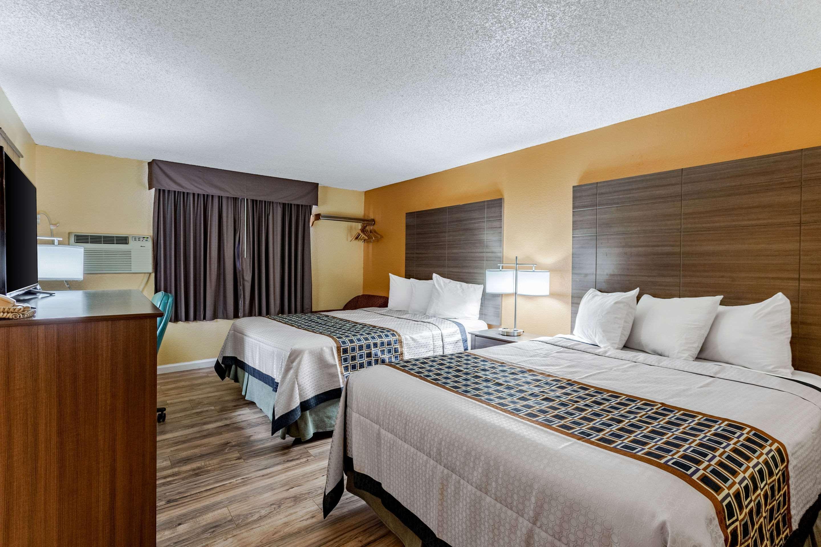 פרמינגטון Rodeway Inn מראה חיצוני תמונה