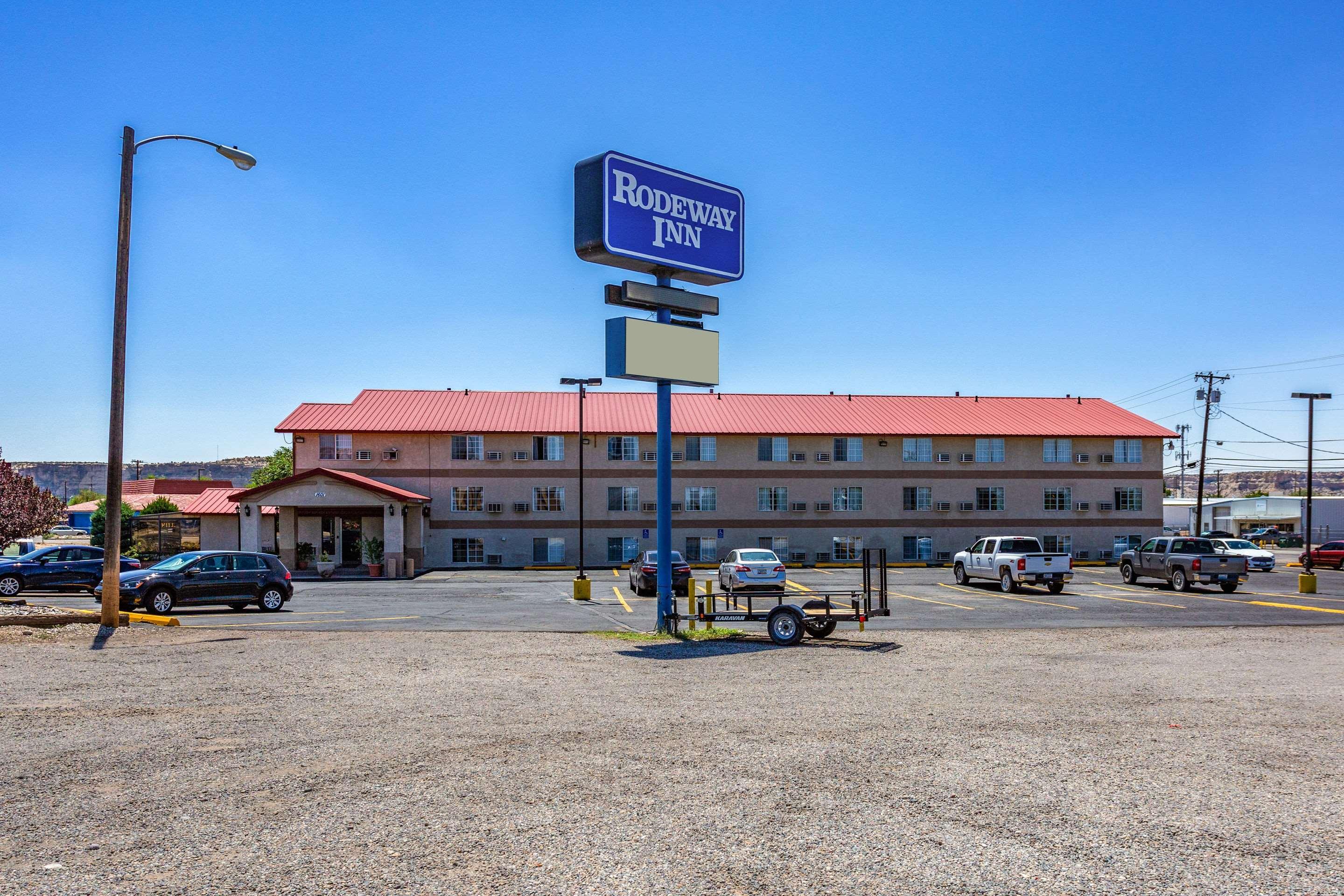פרמינגטון Rodeway Inn מראה חיצוני תמונה