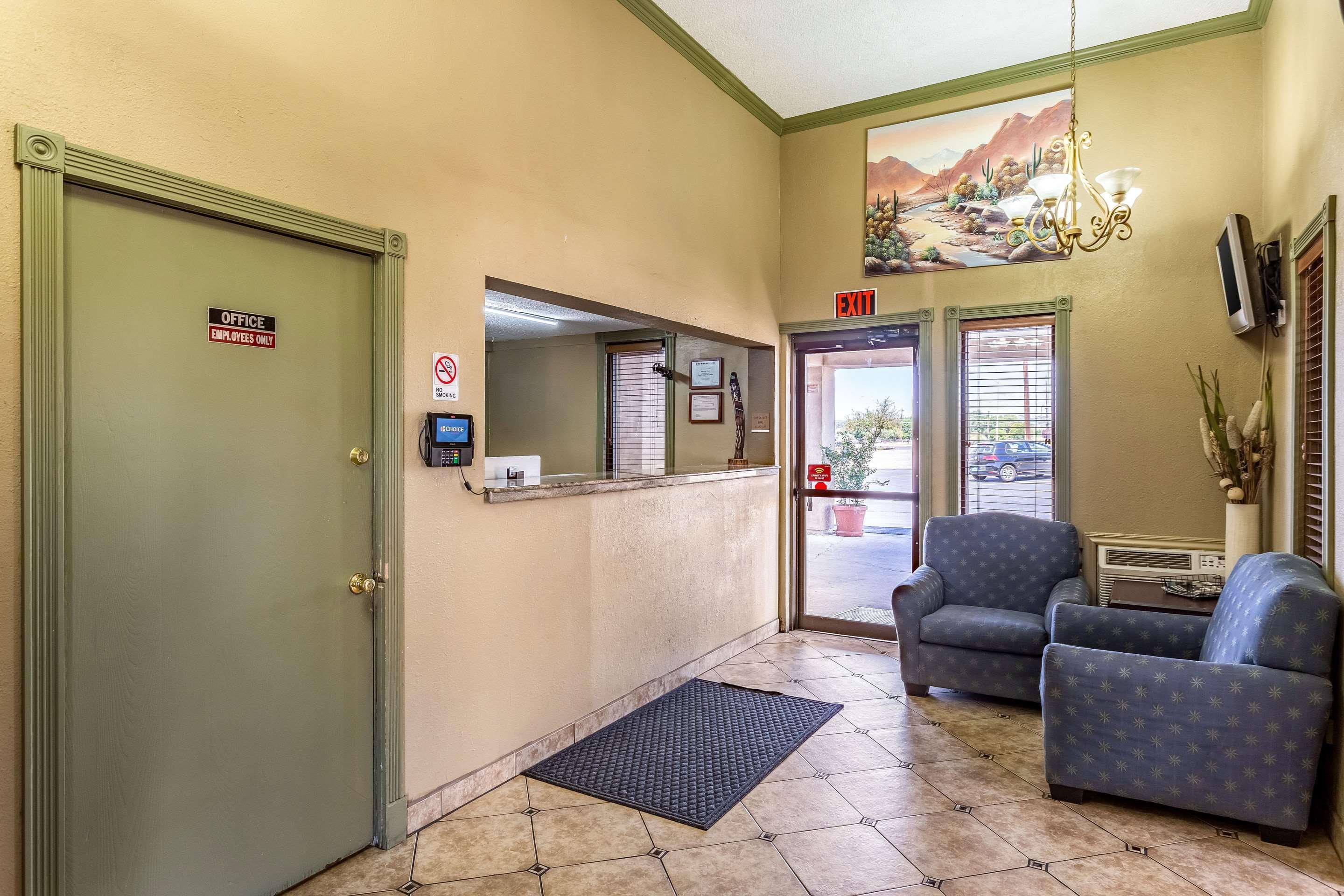 פרמינגטון Rodeway Inn מראה חיצוני תמונה