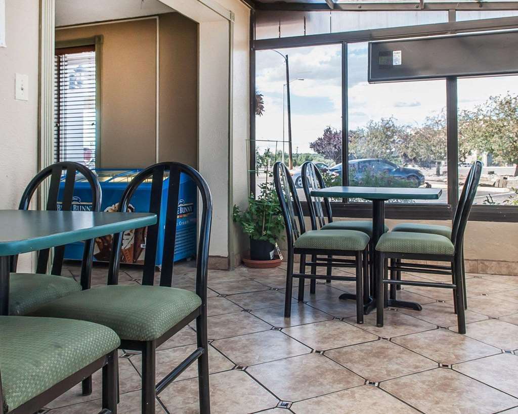 פרמינגטון Rodeway Inn מסעדה תמונה